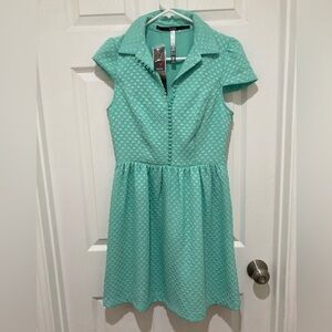 NWT Kensie size S Mint Green Textured Dress